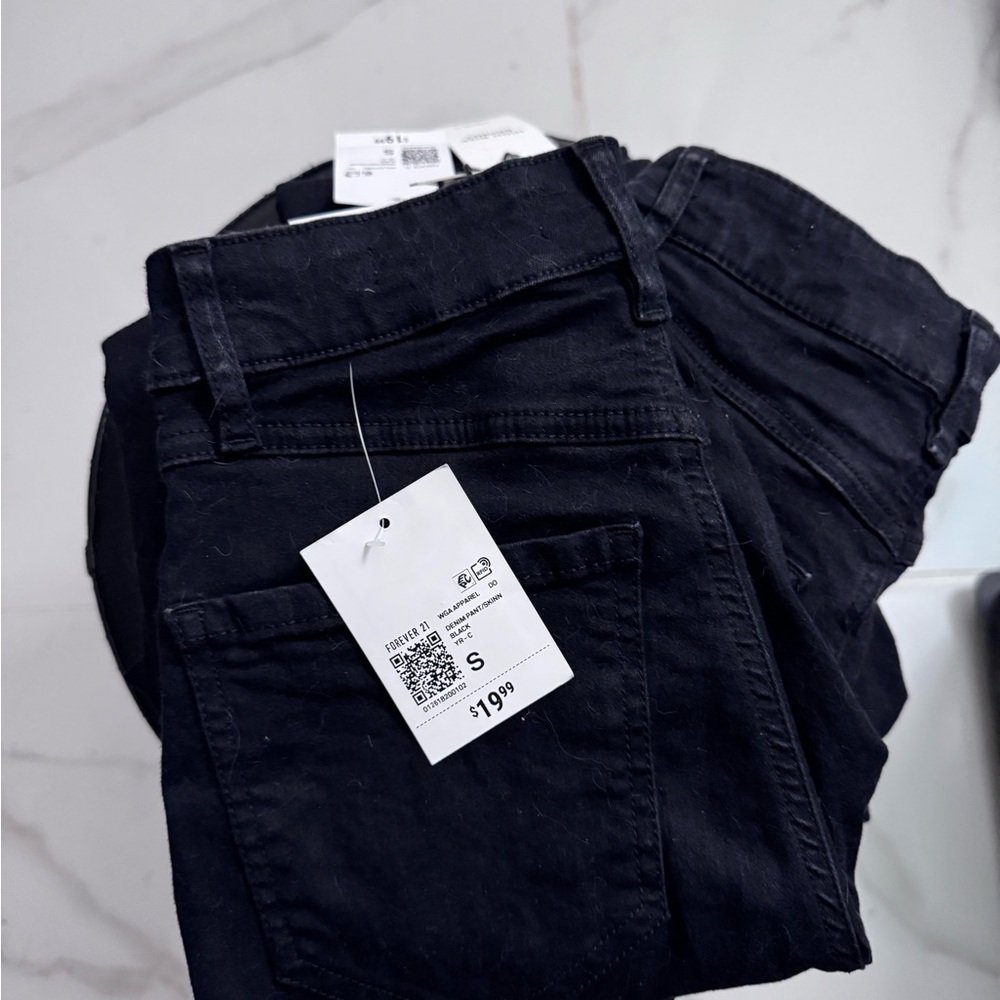 Forever 21 Black High Rise Skinny Jeans